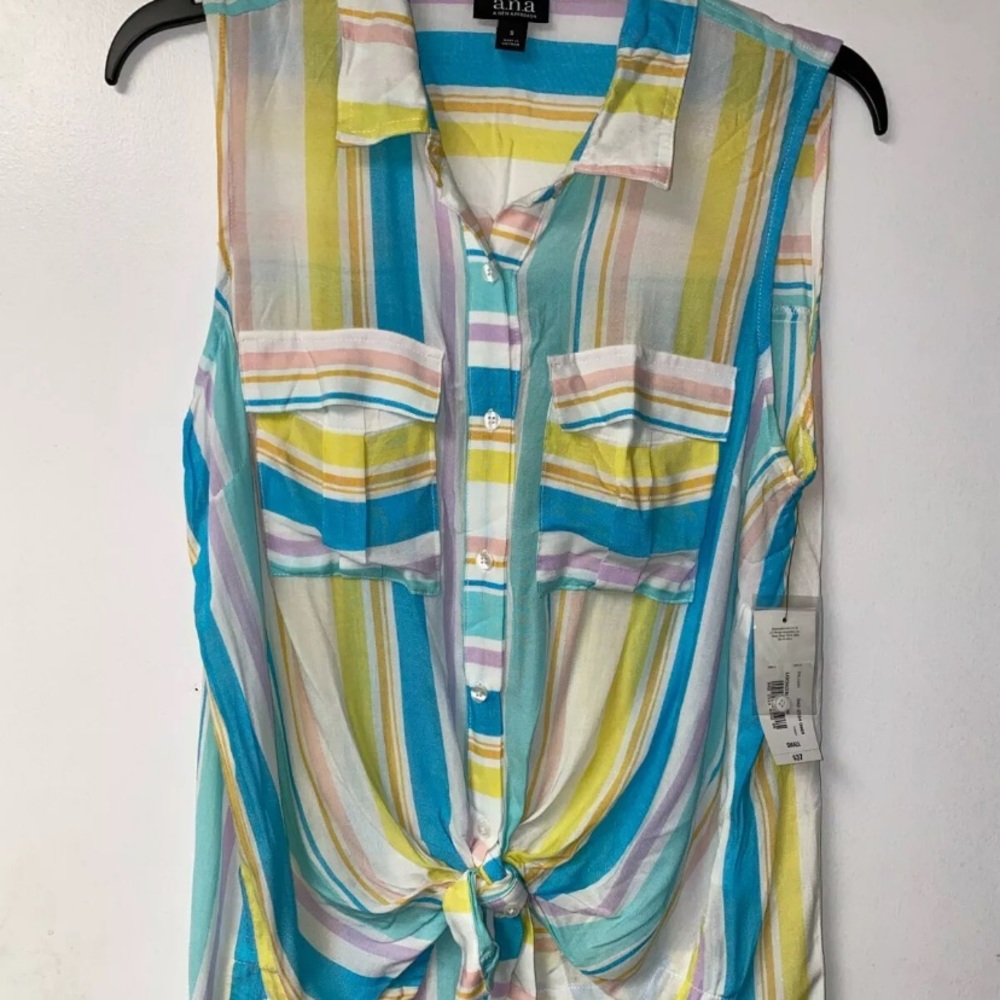 A New Approach (A.N.A) L or xL Lochlyn Stripe tank top